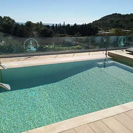 Crabonaxa Suites-2