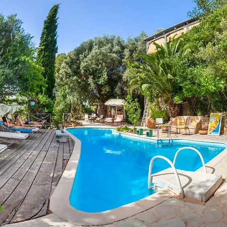 Pavezzo Country Retreat-3