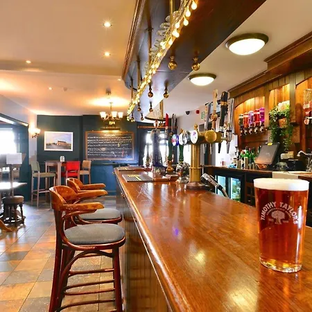 The Crossroads Inn-2
