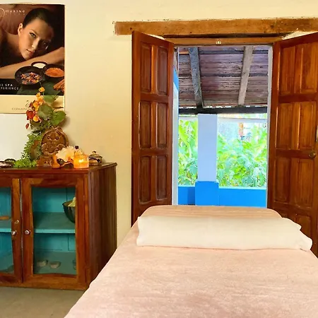 Hotel La Ceiba-2