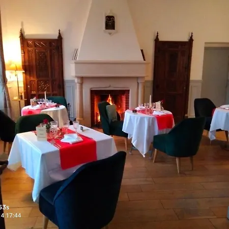 Hotel Chateau De L'Hermitage-3