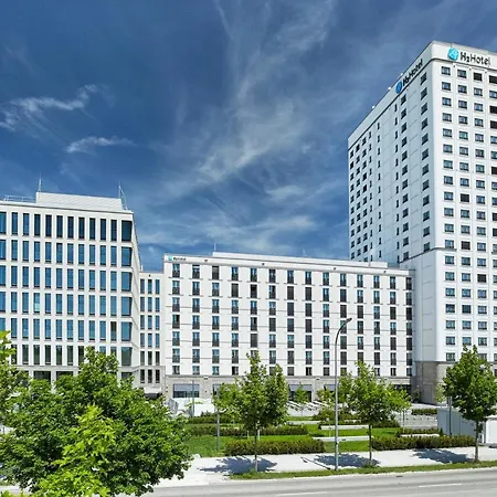 H2 Hotel Muenchen Olympiapark-3