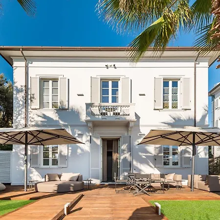 Villa Grey-2