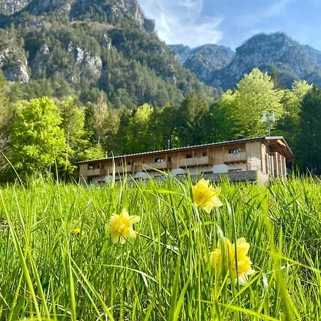 Rifugio Pian dei Ciclamini-3