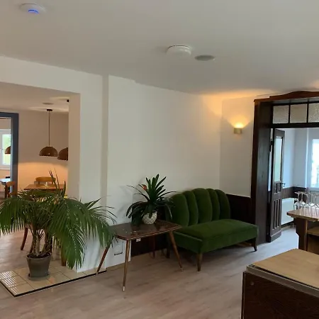 Pension "Strandhotel"-3