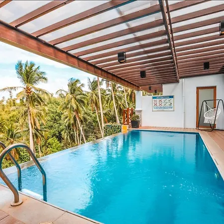 Noni'S Resort-2