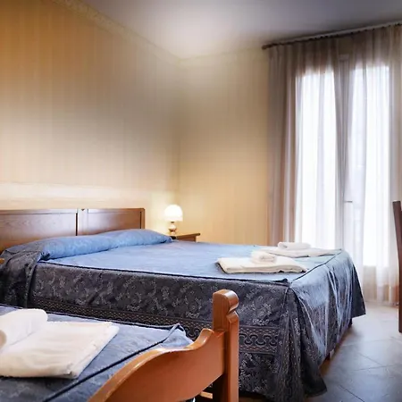 Hotel Riviera-2