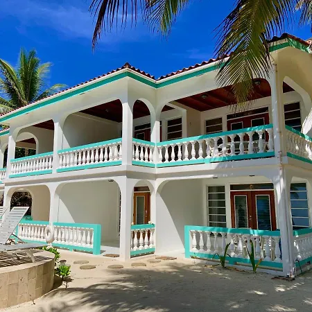Coral Bay Villas - Lionfish Suite-3