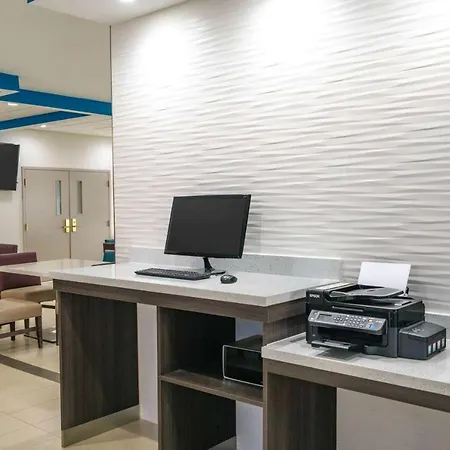 La Quinta By Wyndham Latham Albany Airport-2