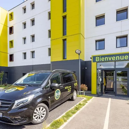 B&B HOTEL Rennes Parc Expo Aéroport-3