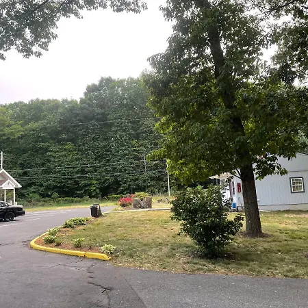 Pennswoods Inn-2
