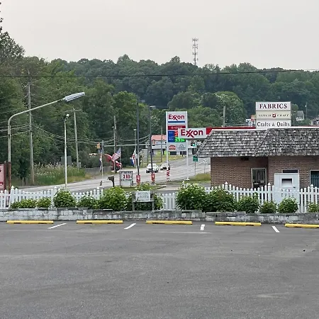 Pennswoods Inn-3
