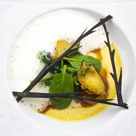 Chateau d'Origny, Chambres d'hotes et Restaurant Gastronomique-3