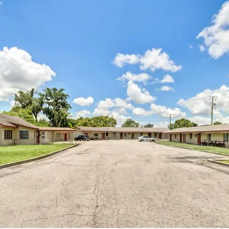 Deland Motel-2