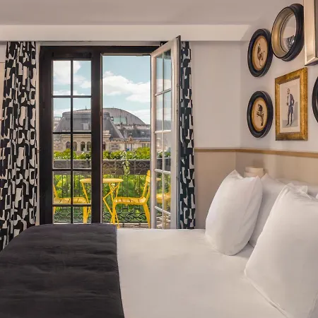 Solly Hotel Paris-3