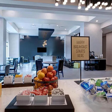 Hampton Inn & Suites Burlington, Ontario, Canada-2