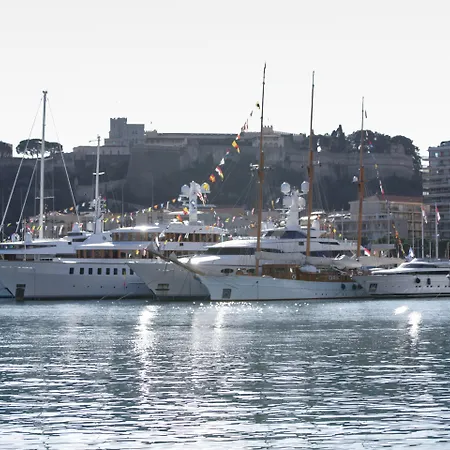 Port Palace-3