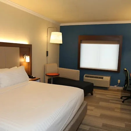 Holiday Inn Express Hotel & Suites Greenville By Ihg-2
