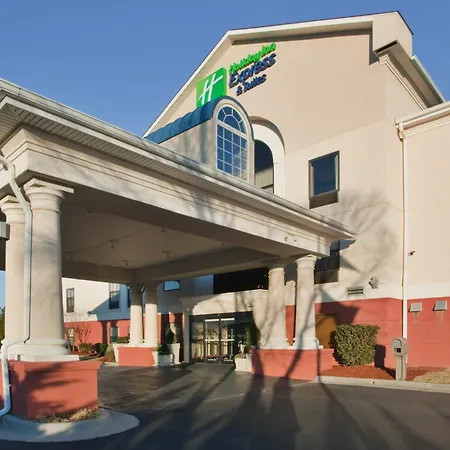 Holiday Inn Express Hotel & Suites Laurinburg By Ihg-2