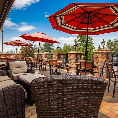 Best Western Plus Tree House-2