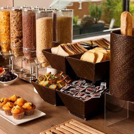 Holiday Inn Lyon Vaise By Ihg-3