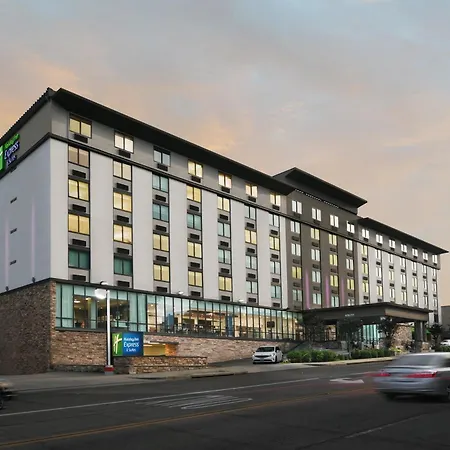 Holiday Inn Express & Suites Fort Worth Downtown By Ihg-2