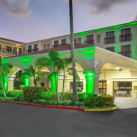 Holiday Inn & Suites Boca Raton - North-2