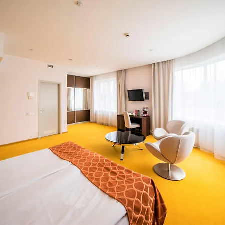 Rija Vef Hotel With Free Parking-3