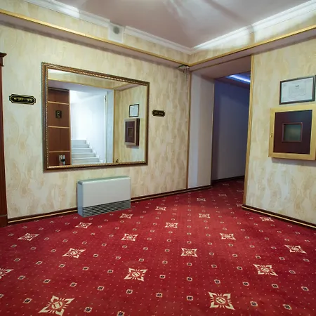Grand Hotel Baku Central Park-2