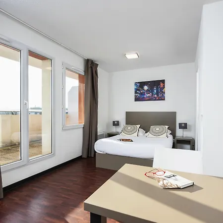 Teneo Apparthotel Talence - Arthena-2