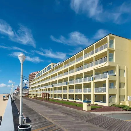 Days Inn By Wyndham Ocean City Oceanfront-3