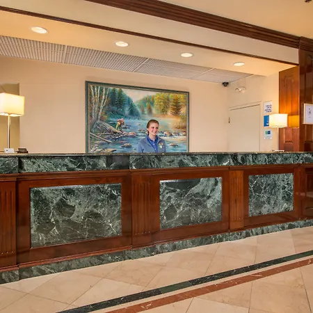 Holiday Inn Express State College At Williamsburg Square By Ihg-3