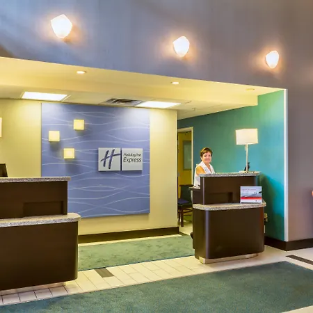 Holiday Inn Express & Suites Burlington - Mount Holly By Ihg-3