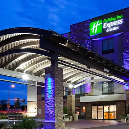 Holiday Inn Express And Suites Rochester West-Medical Center By Ihg-3