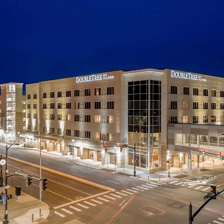 Doubletree By Hilton Evansville-2