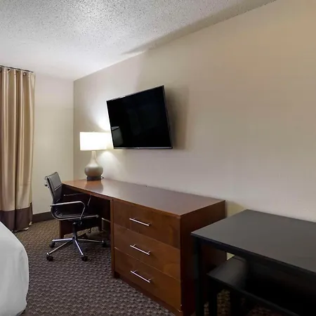 Comfort Inn Hobart-Merrillville I-65-3