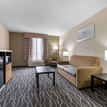 Quality Inn & Suites Lafayette I-65-3