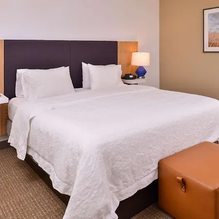Hampton Inn York-3