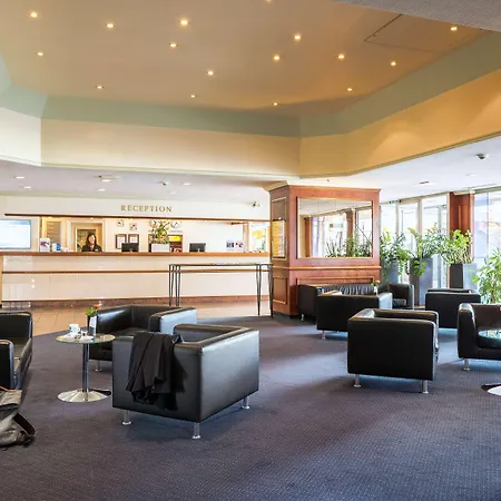 Leoso Hotel Ludwigshafen-3