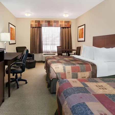 Ramada By Wyndham Weyburn-3