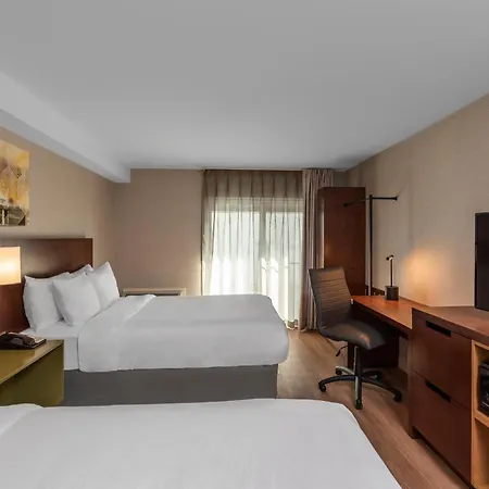 Comfort Inn Newmarket - Aurora-3