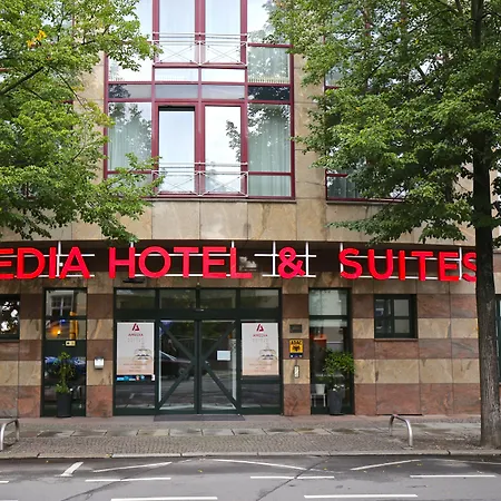 Sunday Hotel & Suites Leipzig-2
