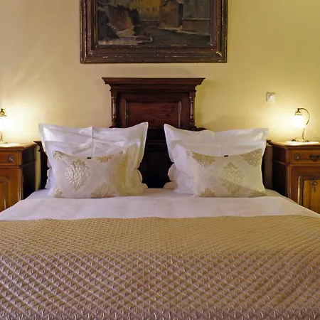 Grand Hotel Praha-3