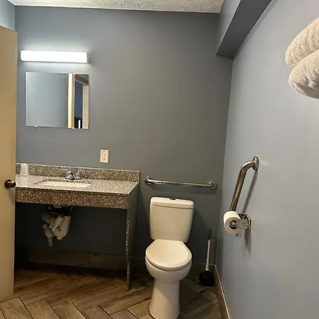 Marjon Motel-2