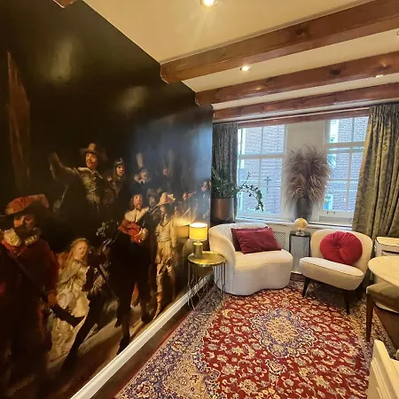 The Smallest Hotel In Amsterdam-2