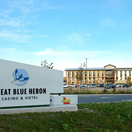 Great Blue Heron Hotel-3