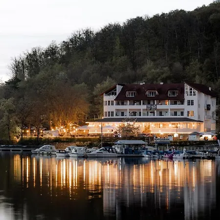 Terrassenhotel Edertal-2
