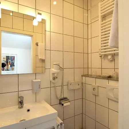 Hotel Wittelsbacher Hof-2