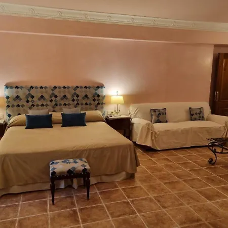 Palacio De Miraflores-3