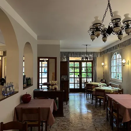 Hotel ALBERGO DA PINA-2
